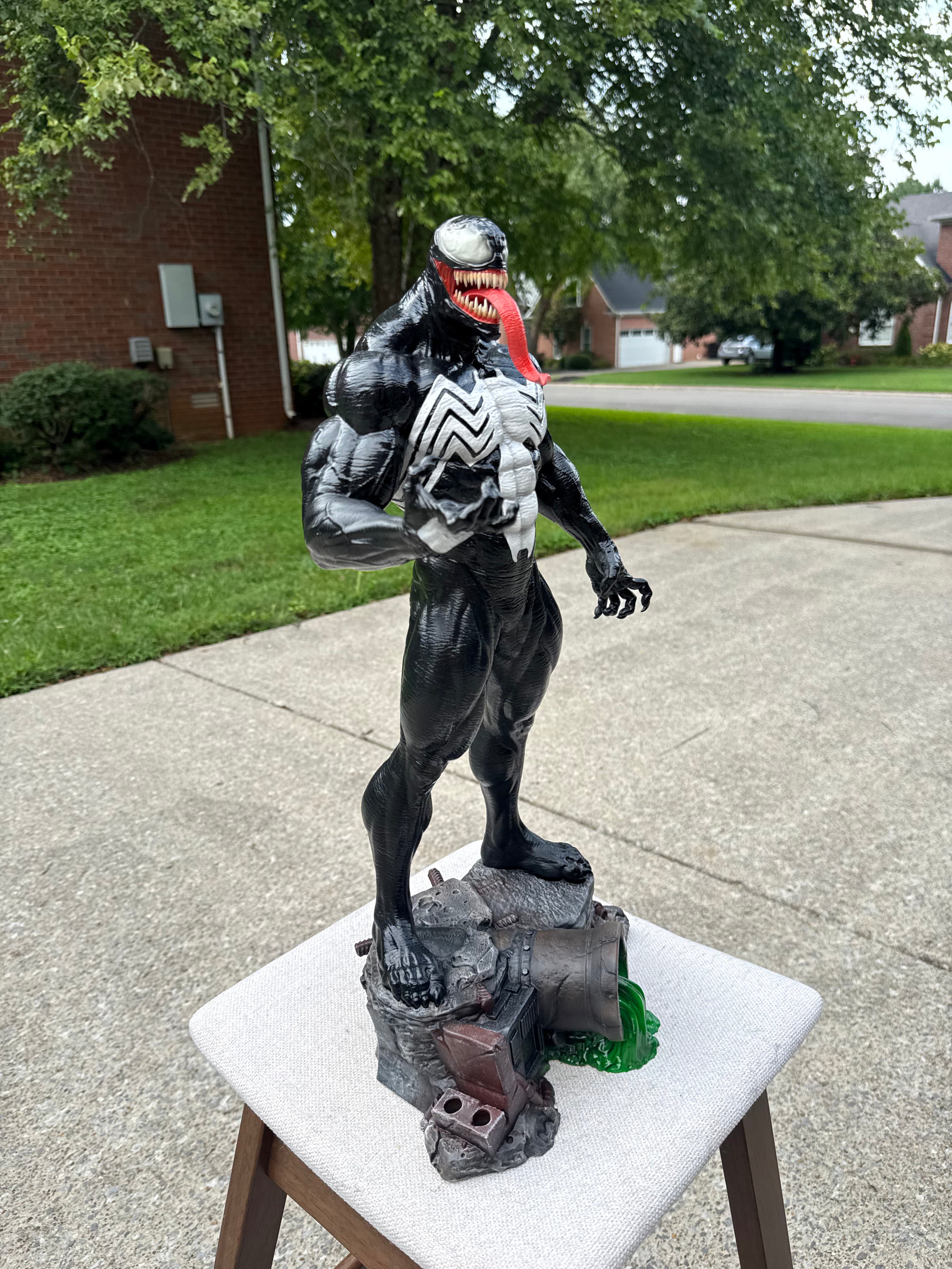quarter scale venom